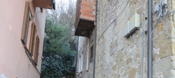 6-Zimmer Haus in Perugia, Italy, Nr. 44045 2