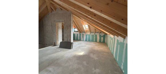 3 Schlafzimmer Penthouse in Serra Riccò, Italy, Nr. 318006 25