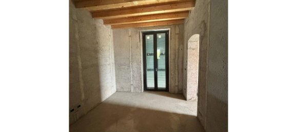 3 Schlafzimmer Penthouse in Serra Riccò, Italy, Nr. 318006 3