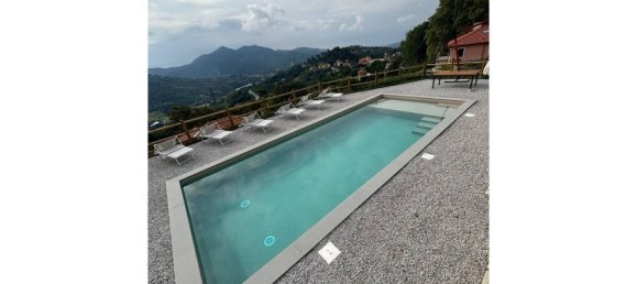 3 Schlafzimmer Penthouse in Serra Riccò, Italy, Nr. 318006 22