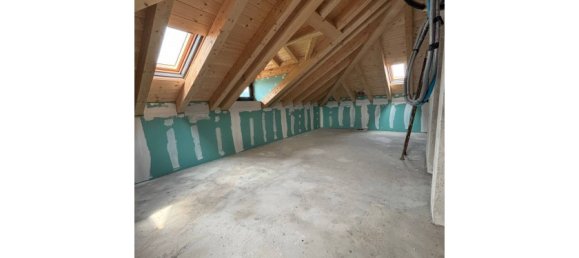 3 Schlafzimmer Penthouse in Serra Riccò, Italy, Nr. 318006 12