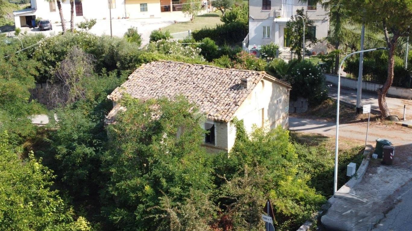 Casa de 3 dormitorios en Monsampolo del Tronto, Italy No. 340719