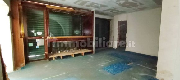 Здание с 5 комнатами в Галларате, Италия № 320727 12