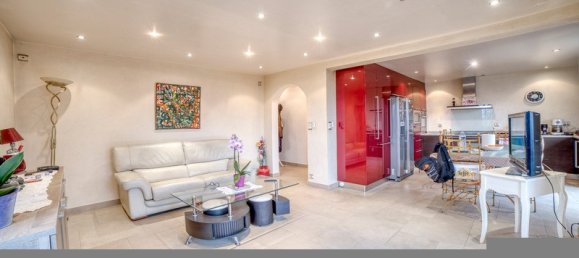 Apartamento de 3 dormitorios en Cluses, France No. 192685 6