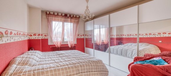 Apartamento de 3 dormitorios en Cluses, France No. 192685 11