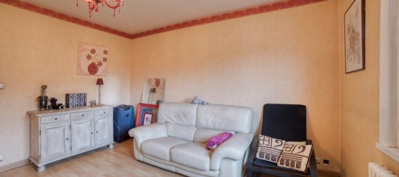 Apartamento de 3 dormitorios en Cluses, France No. 192685 10