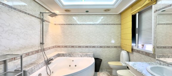 2 dormitorios ático en venta en Torrevieja, Alicante, Comunidad Valenciana, Spain № 365788 17