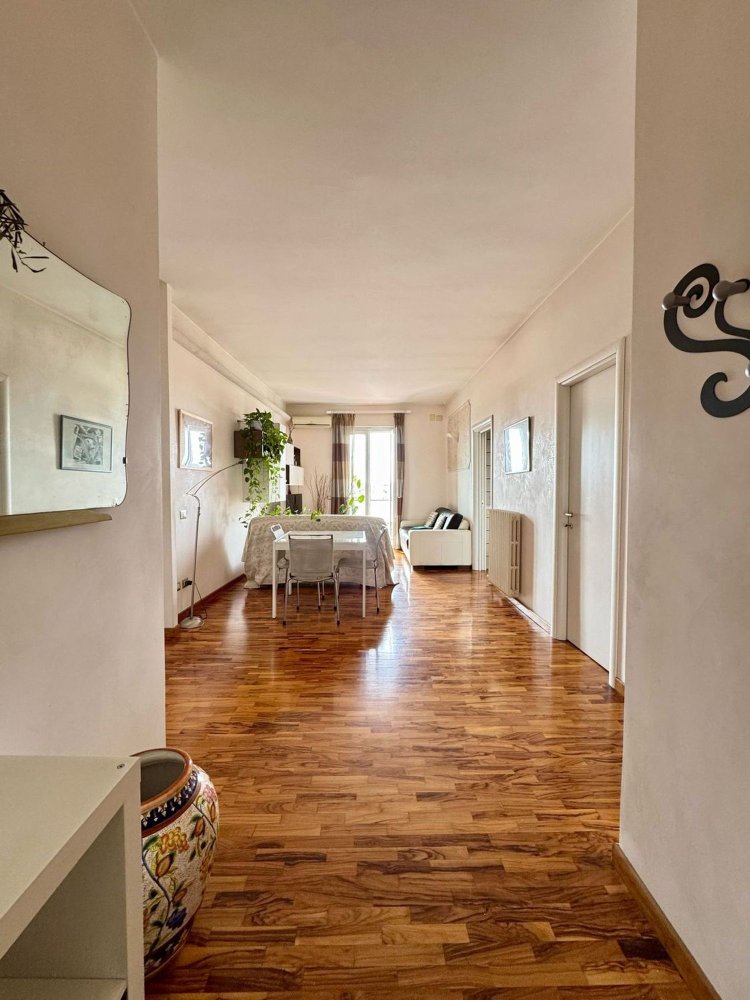 4-Zimmer Penthouse in Rome, Italy, Nr. 202112