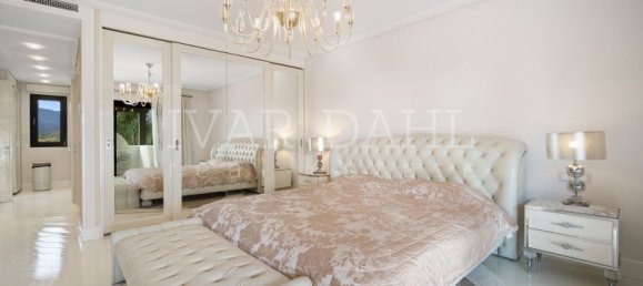 6 bedrooms Villa in Marbella, Spain No. 98988 30