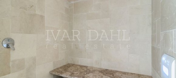 6 bedrooms Villa in Marbella, Spain No. 98988 35