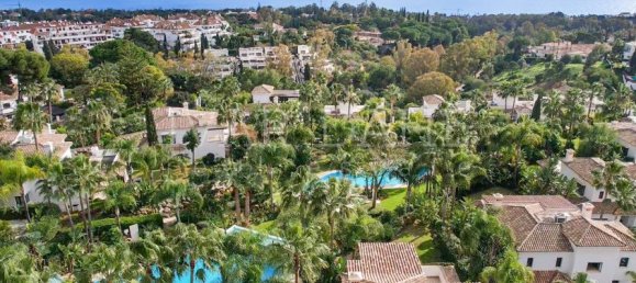 6 bedrooms Villa in Marbella, Spain No. 98988 31