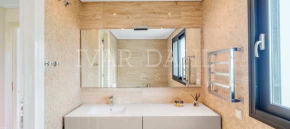 6 bedrooms Villa in Marbella, Spain No. 98988 16