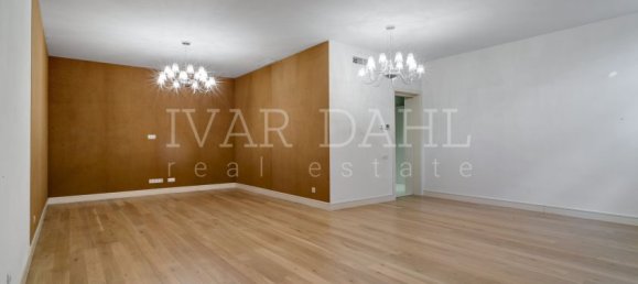 6 bedrooms Villa in Marbella, Spain No. 98988 4