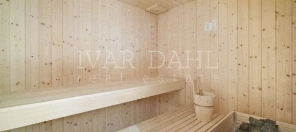 6 bedrooms Villa in Marbella, Spain No. 98988 3