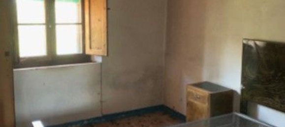 5 rooms House in Monteriggioni, Italy No. 72717 4