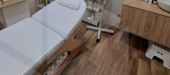 4-salle Propriété commerciale à Rome, Italy No. 34371 5