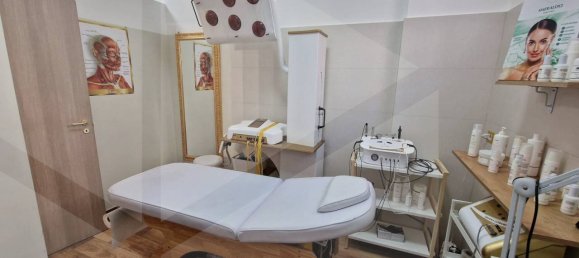 4-salle Propriété commerciale à Rome, Italy No. 34371 10