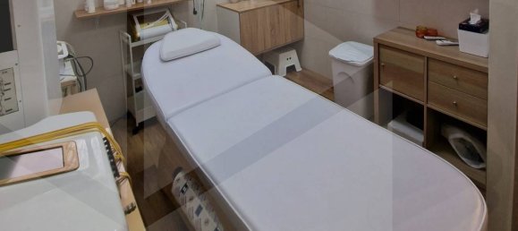 4-salle Propriété commerciale à Rome, Italy No. 34371 8