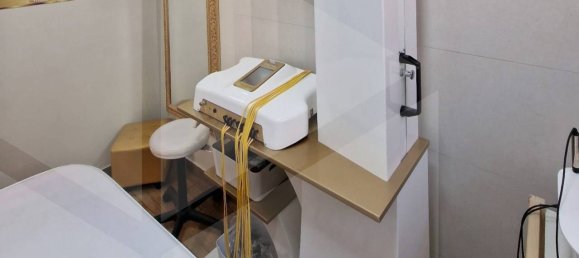 4-salle Propriété commerciale à Rome, Italy No. 34371 4