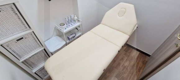 4-salle Propriété commerciale à Rome, Italy No. 34371 3