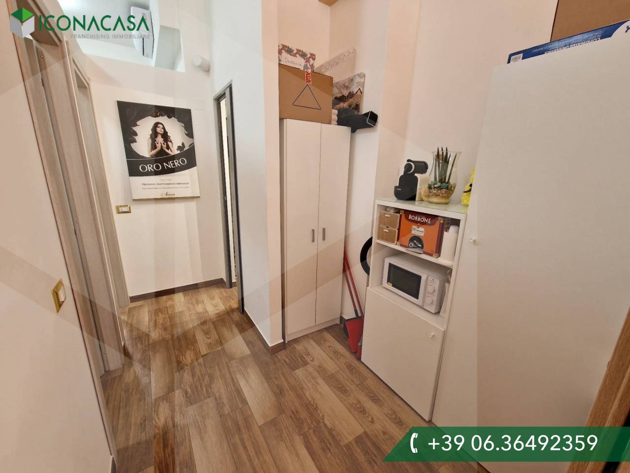 4-salle Propriété commerciale à Rome, Italy No. 34371