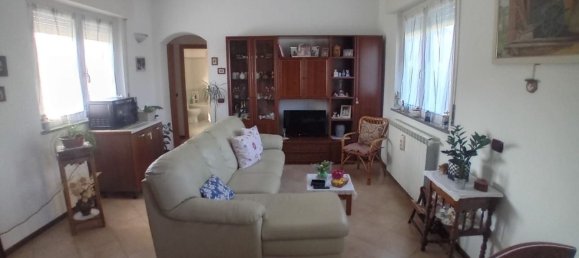 3 Schlafzimmer Haus in Bellinzago Novarese, Italy, Nr. 316776 3