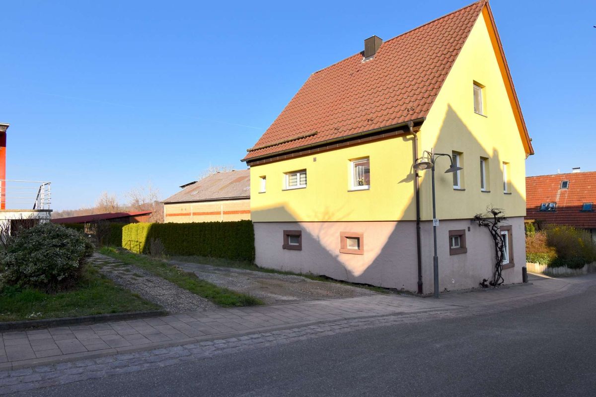 3 bedrooms Farm in Enzkreis, Germany No. 60304
