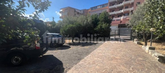 Квартира с 4 спальнями в Реджо Калабрия, Италия № 340150 38