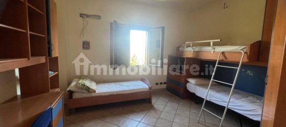 Квартира с 4 спальнями в Реджо Калабрия, Италия № 340150 14