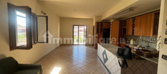 Квартира с 4 спальнями в Реджо Калабрия, Италия № 340150 8