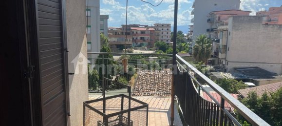 Квартира с 4 спальнями в Реджо Калабрия, Италия № 340150 35