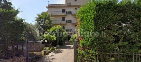 Квартира с 4 спальнями в Реджо Калабрия, Италия № 340150 2