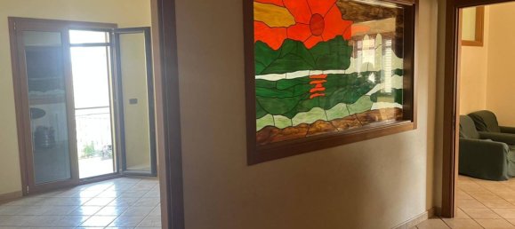 Квартира с 4 спальнями в Реджо Калабрия, Италия № 340150 7