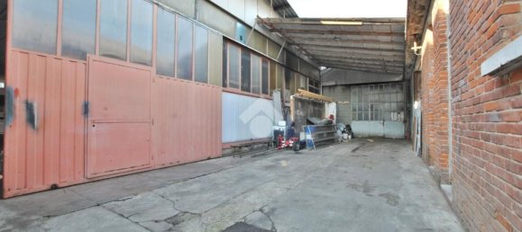  مستودع في Livorno Ferraris, Italy 250متر مربع رقم 120279 6