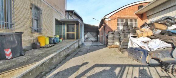  مستودع في Livorno Ferraris, Italy 250متر مربع رقم 120279 7