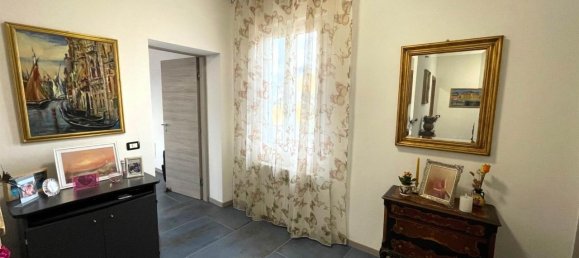 Дом с 6 комнатами в Мотта де Конти, Италия № 81885 18