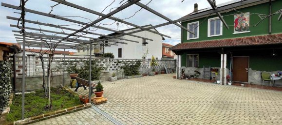 Дом с 6 комнатами в Мотта де Конти, Италия № 81885 25