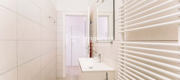 Apartamento de 3 habitaciónes en Milan, Italy No. 243995 18