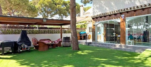 4 bedrooms Villa in Alicante, Spain No. 183506 2