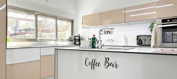 4 bedrooms Villa in Alicante, Spain No. 183506 20