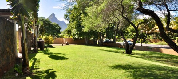 4 bedrooms Villa in Tamarin, Mauritius No. 233 9