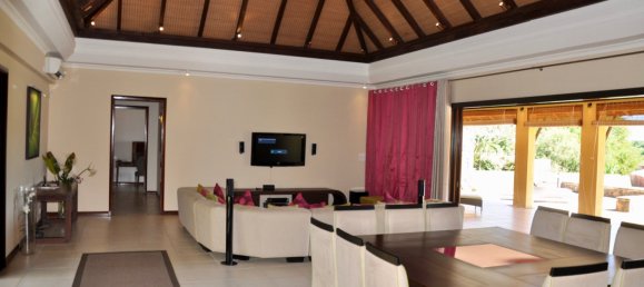 4 bedrooms Villa in Tamarin, Mauritius No. 233 4