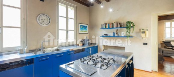 3 bedrooms Apartment in Parma, Italy No. 281833 8