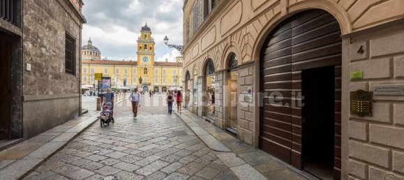 3 bedrooms Apartment in Parma, Italy No. 281833 32