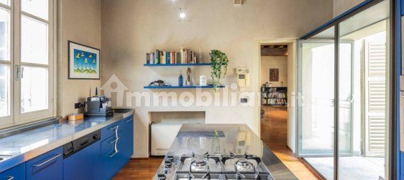 3 bedrooms Apartment in Parma, Italy No. 281833 6