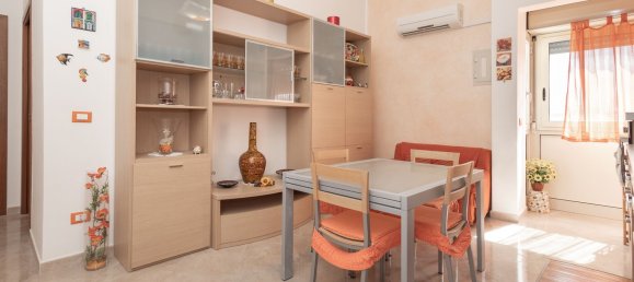 3 rooms Apartment in Palermo, Italy No. 303095 6
