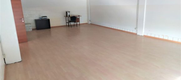 Коммерческая недвижимость 305м² в Мильянико, Италия № 284382 3