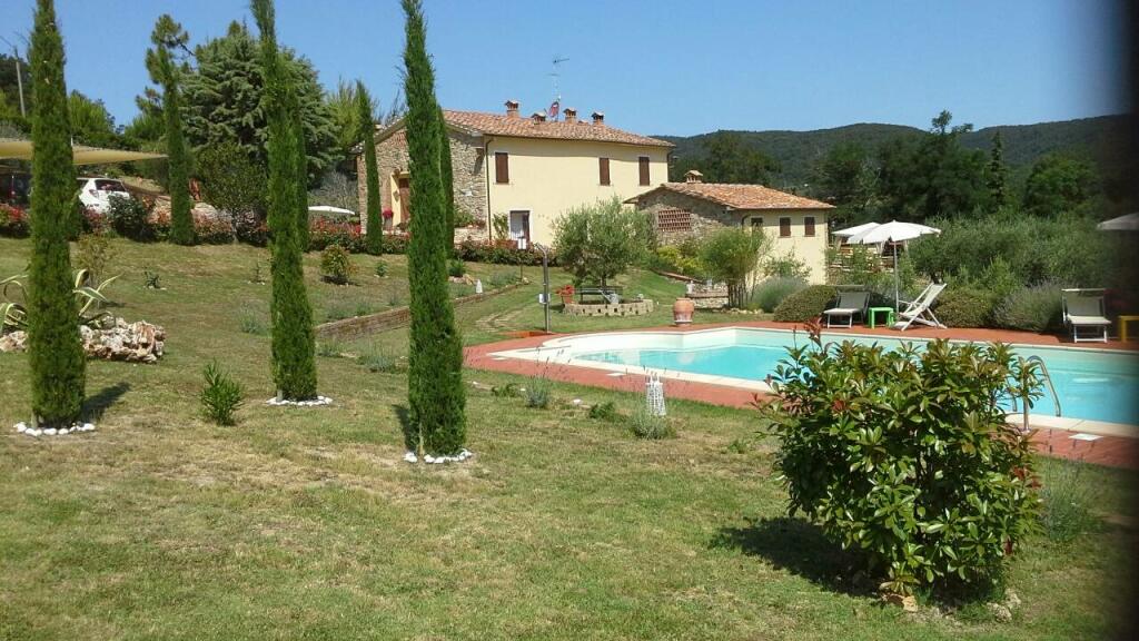 8 bedrooms House in Chianni, Italy No. 58437