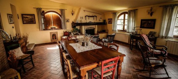 8 bedrooms House in Chianni, Italy No. 58437 39