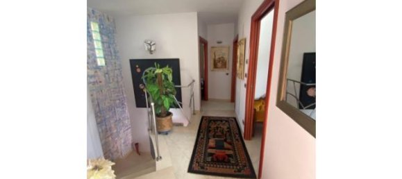 5 rooms House in Termoli, Italy No. 351688 2